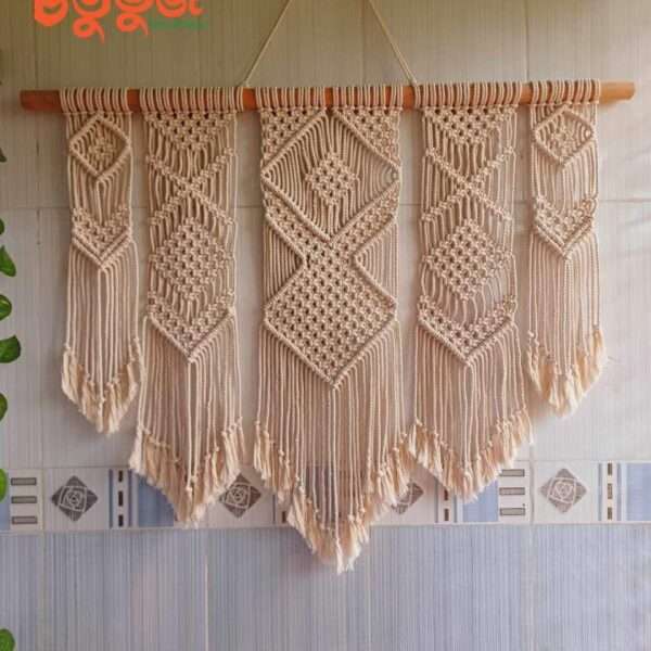 Macrame wall hanging