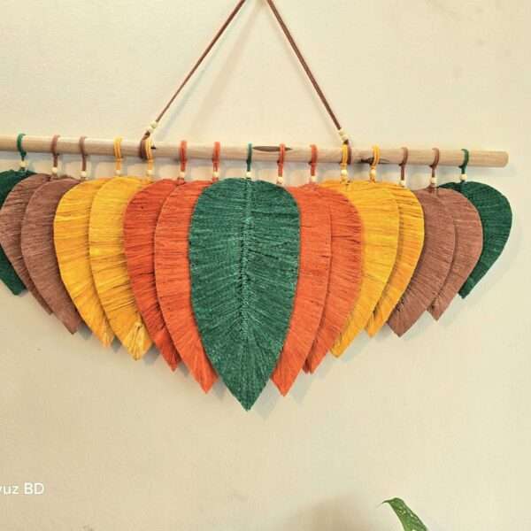 Macrame leaf hanging