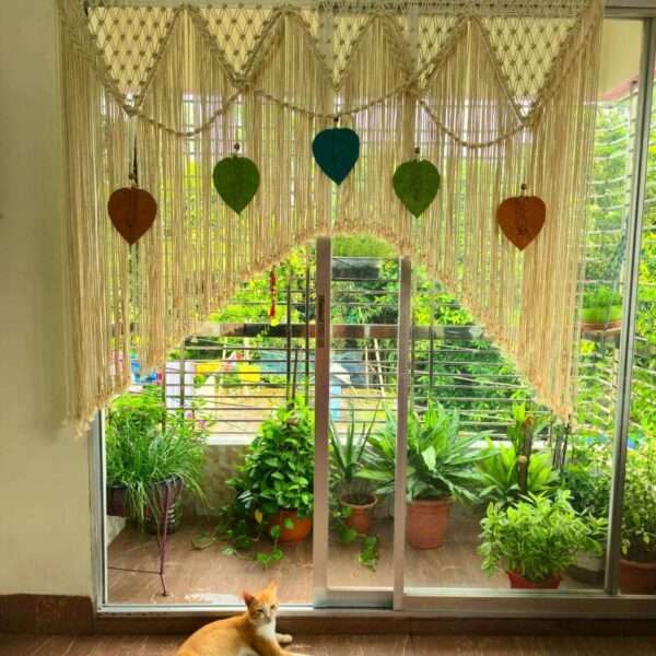 Macrame leaf curtain