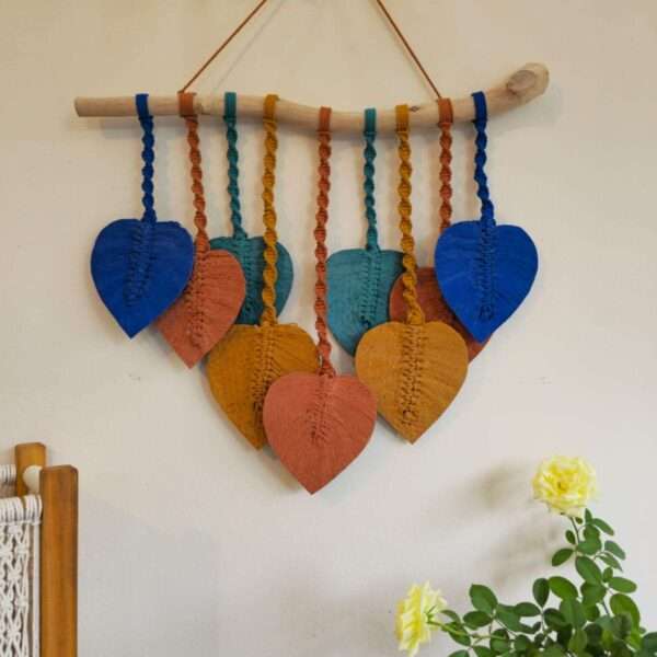 Macrame leaf Hanging